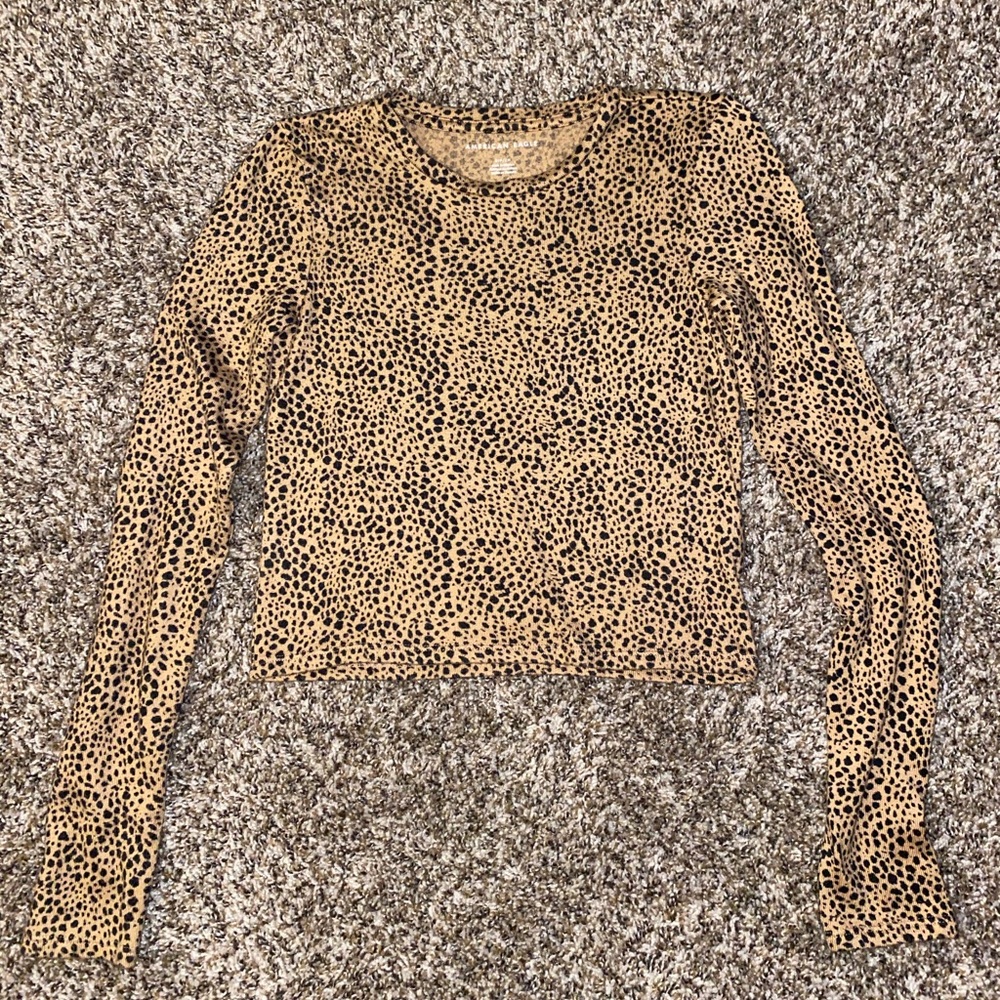 American Eagle Long Sleeve Plush Top Cheetah